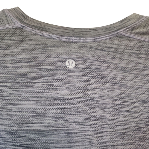 Lululemon Gray Metal Vent Tech Short Sleeve Workout Shirt Size Small - Picture 6 of 6